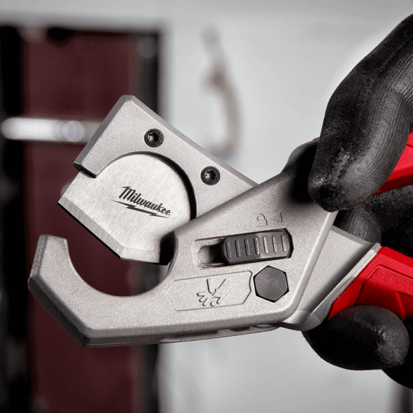 MILWAUKEE PROPEX TUBING CUTTER - DURABLE INDUSTRIAL PIPE CUTTING TOOL